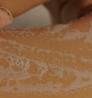 BRIGHTENING SAFFRON SERUM